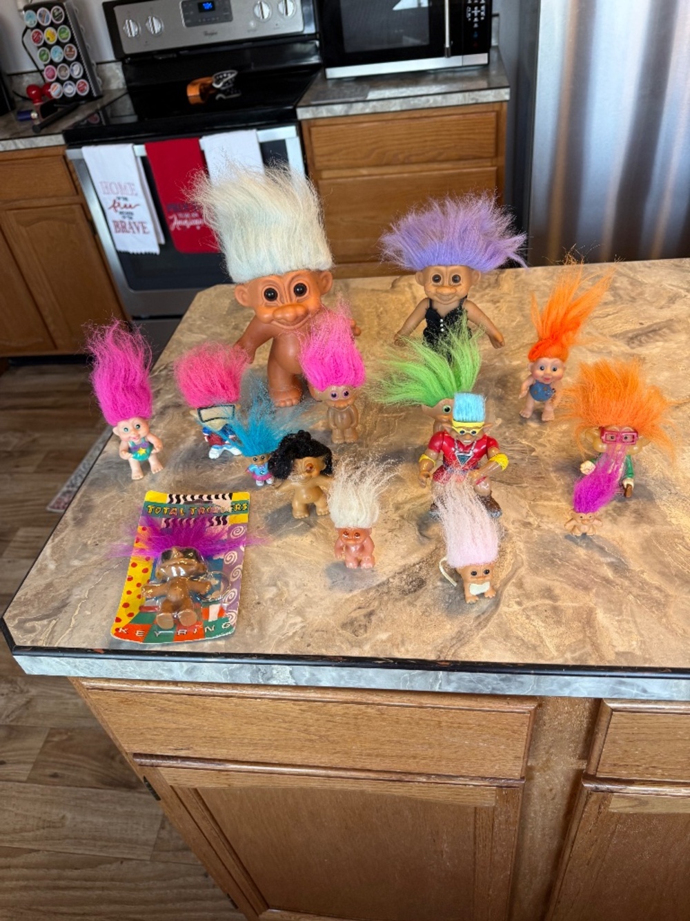 15 vintage troll dolls!